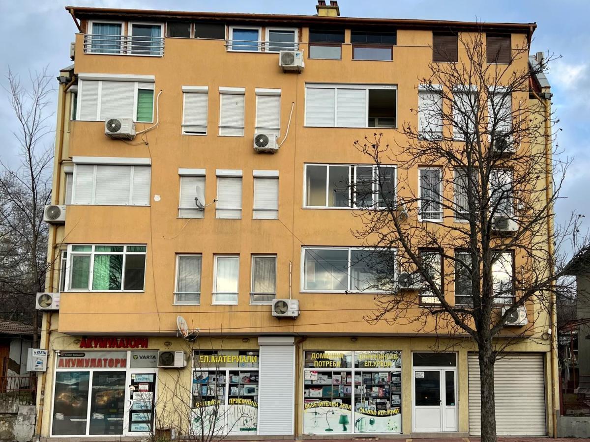 Town Place Apartment Kŭrdzhali 외부 사진